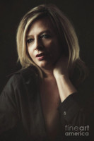 mature-woman-close-up-amanda-elwell